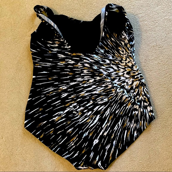 Tank One Piece - Picture 2 of 5